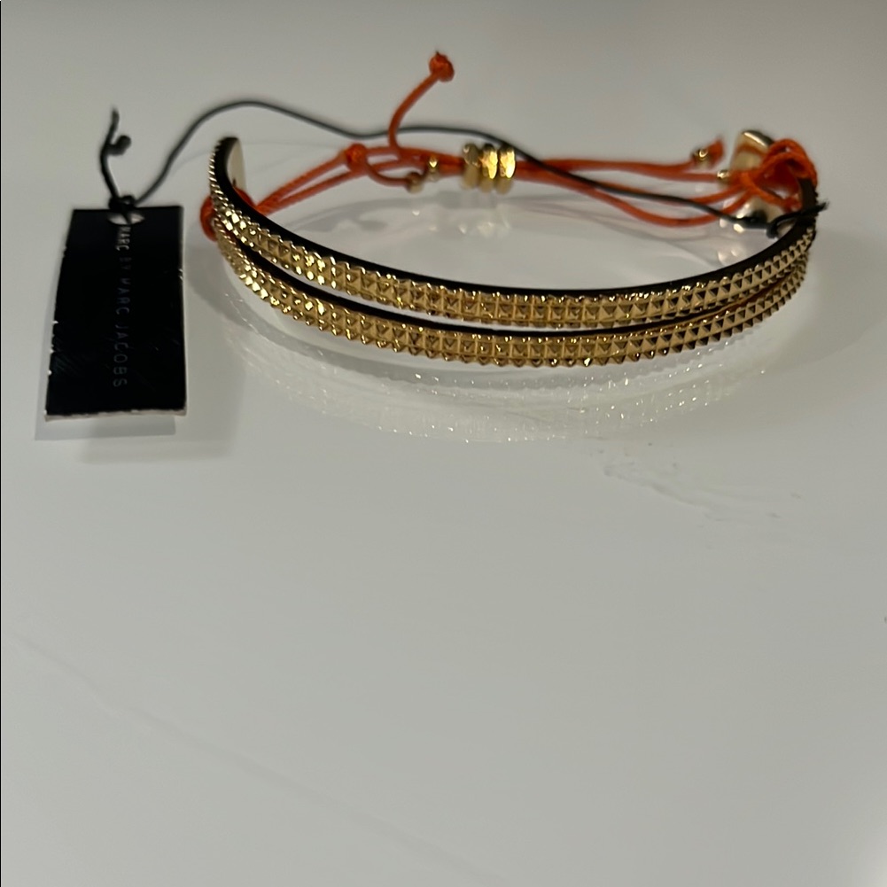Marc By Marc Jacobs Gold And Black Bracelet 32$
